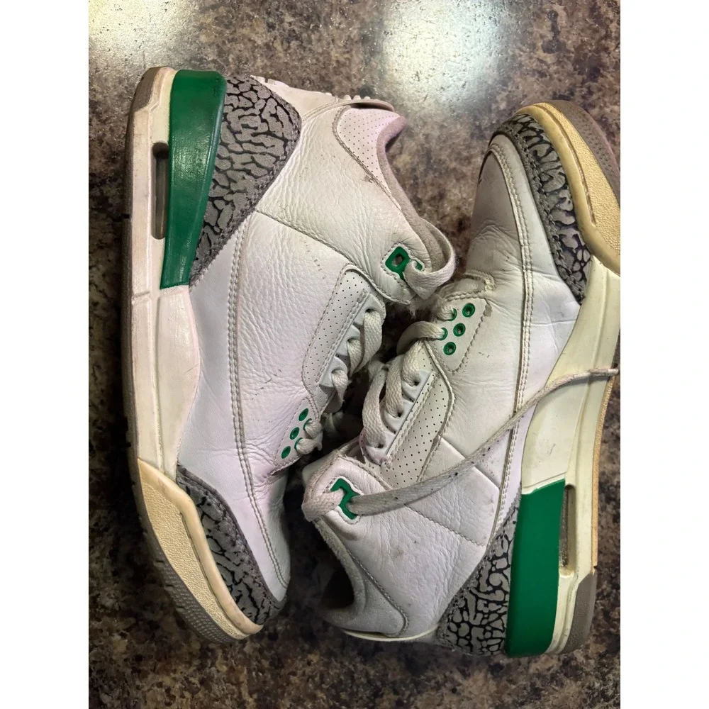 Air Jordan 3 Retro Lucky Green White Sneakers CK9246-136 Womens 7.5